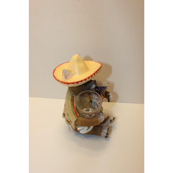Mexican Chihuahua with Sombrero Hat and Serape TEQUILA CUP HOLDER - Picture 4 of 4